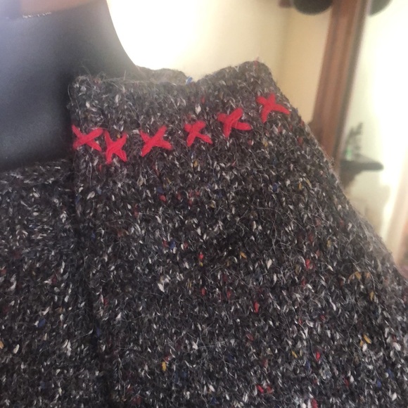 VINTAGE Northern Isles Santa Christmas Sweater  Size L - Picture 4 of 8